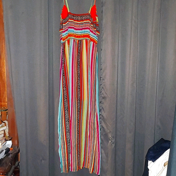 Dress - Picture 2 of 2